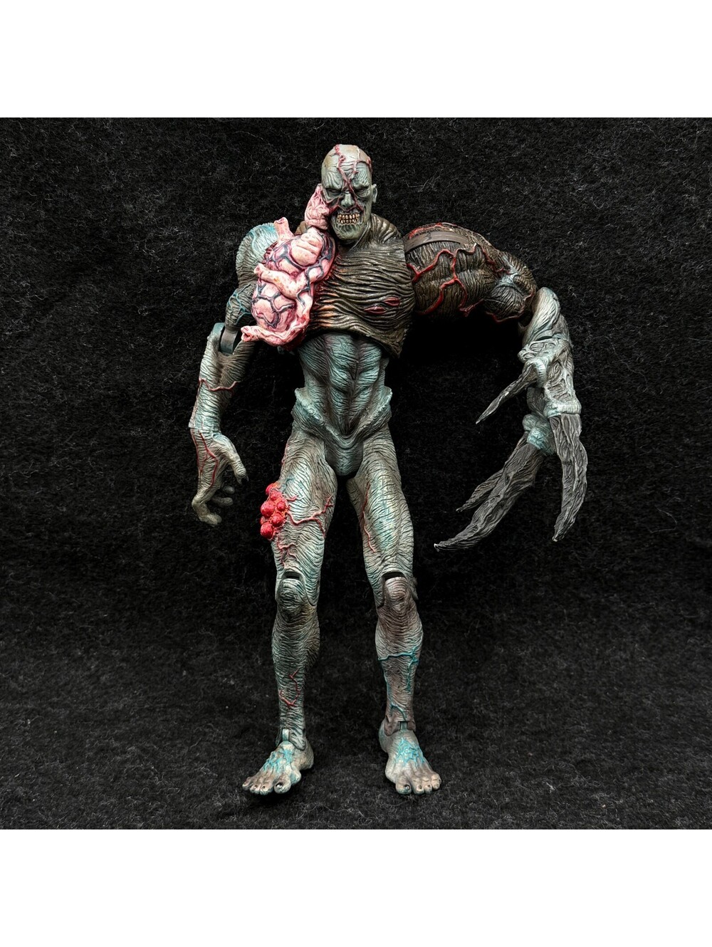 Palisades Toys 2002 Resident Evil Series 3 Tyrant (T-002 model) (LOOSE figure)